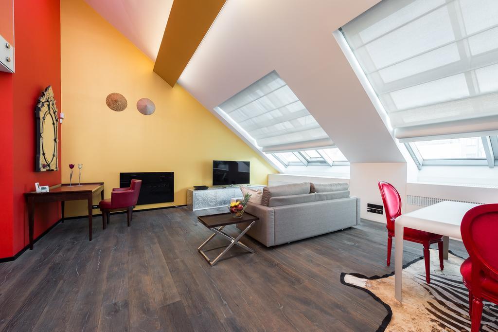 Grand Central Residence By Tkc Prag Exterior foto