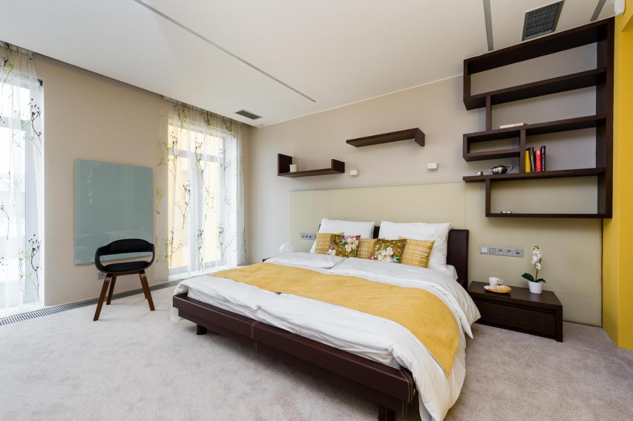 Grand Central Residence By Tkc Prag Exterior foto